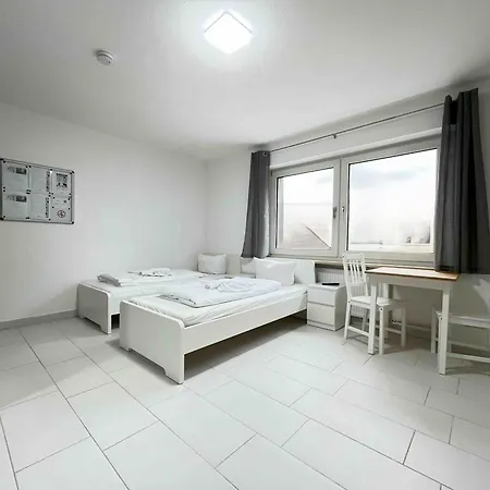 Lap102 - Smarte Monteurwohnung Uebergangswohnung Апартаменты Лапперсдорф